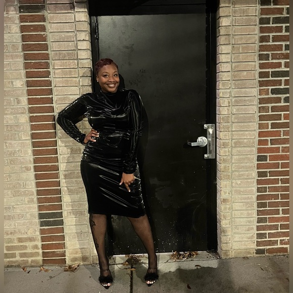 Black Midi Dress - Picture 4 of 4